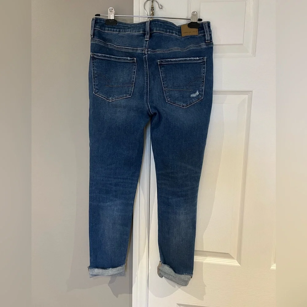 Women’s American Eagle Ripped High Waisted Jegging Crop - Picture 3 of 6
